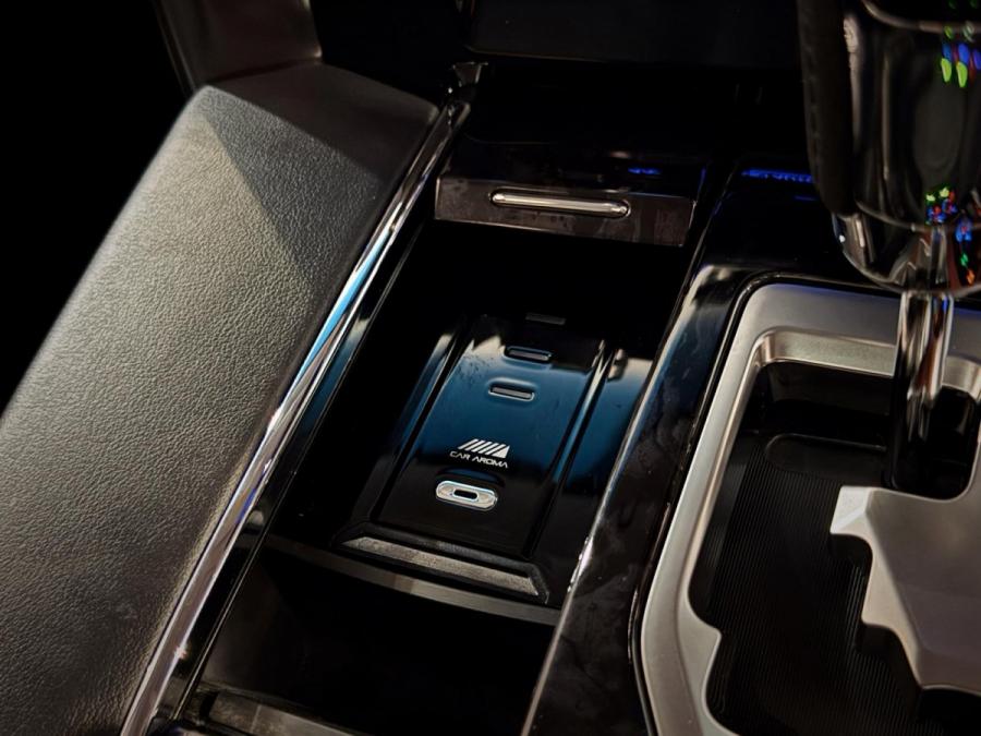 Alphard 2.5 SC Modellista - Image 7